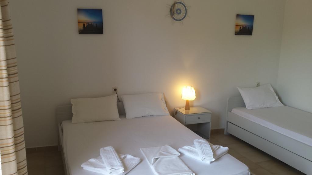 Rooms Leonidas Kissamos Bagian luar foto