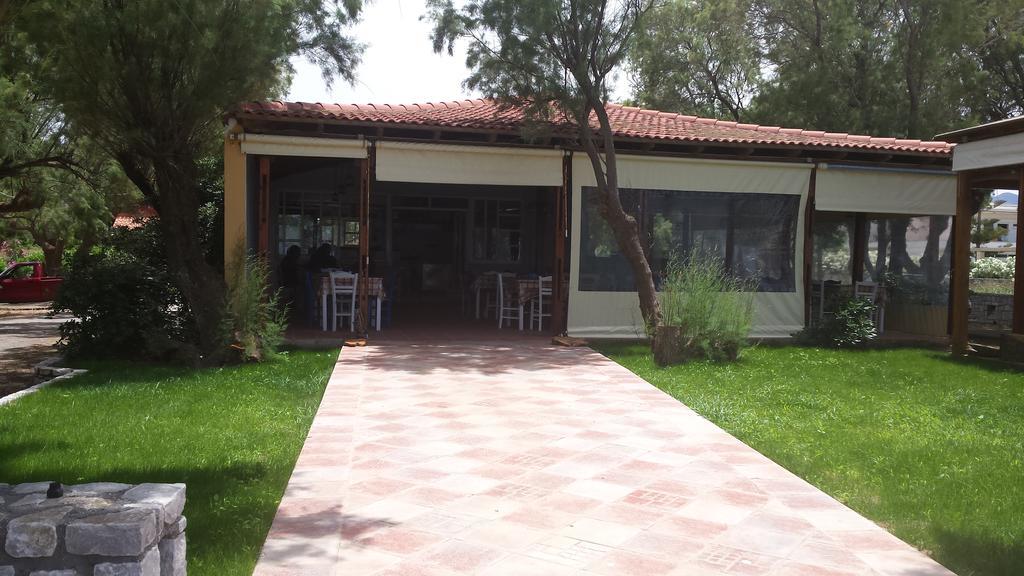 Rooms Leonidas Kissamos Bagian luar foto