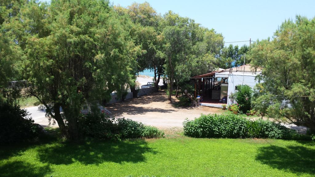 Rooms Leonidas Kissamos Bagian luar foto